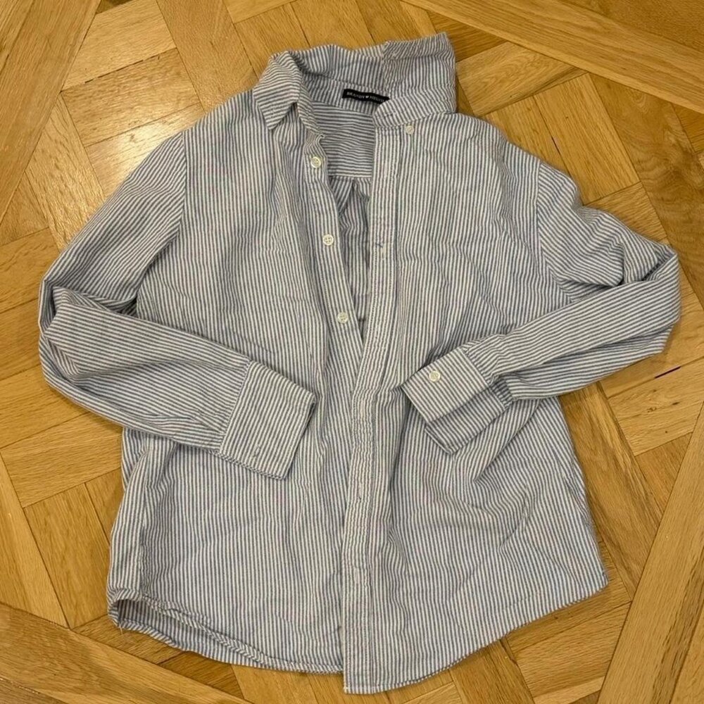 Brandy Melville Women's Blue Shirt